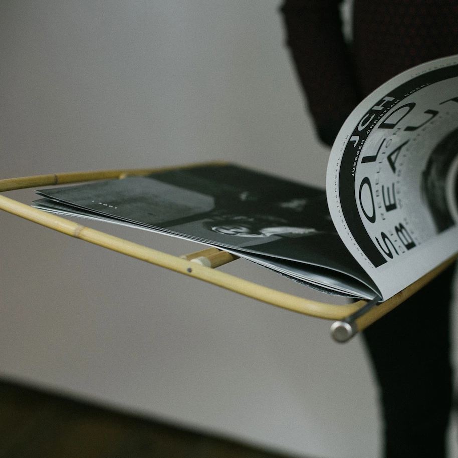 Living居家Formpoet  維也納咖啡館經典閱讀架 N.4｜自然原色